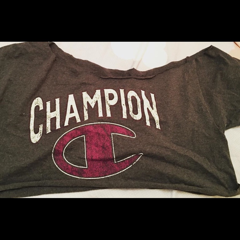 Cropped off the shoulder champion oversized tee